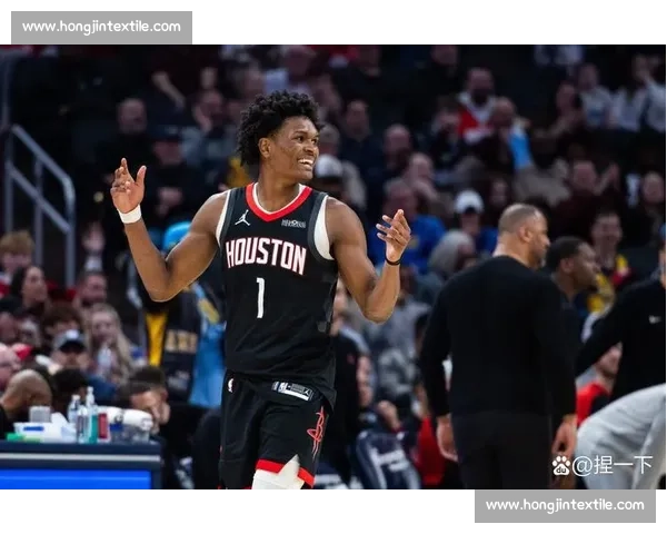 2017赛季火箭对阵灰熊常规赛战绩回顾与胜负走势解析