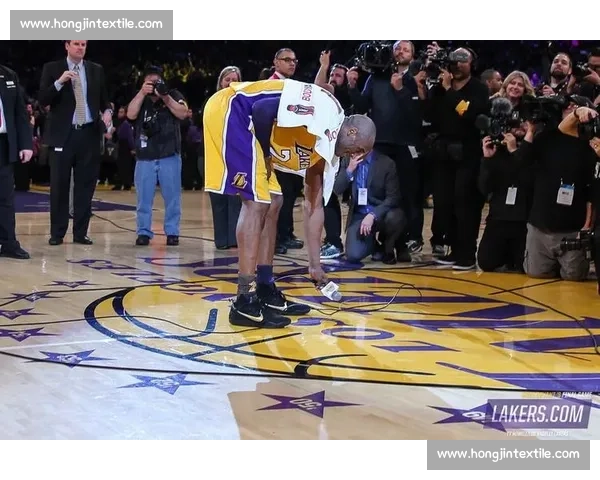 2006年1月22日湖人绝杀猛龙 科比全场表现引领胜利